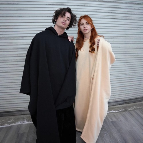 Oversized hoodie blanket - oversized,